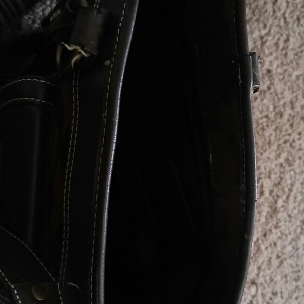 Purse - Picture 2 of 3